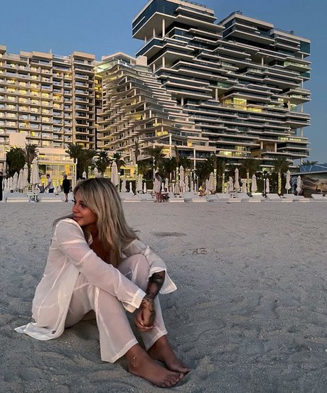 Andelika nude onlyfans