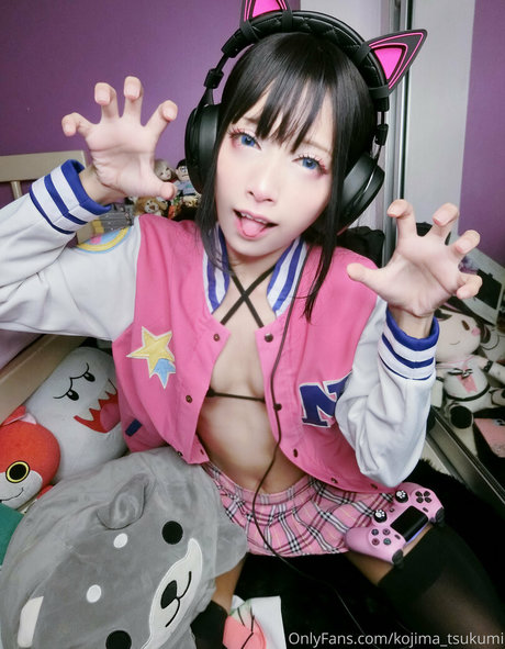 kojima tsukumi Profile pic