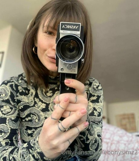 ebonysimz2 nude leaked onlyfans