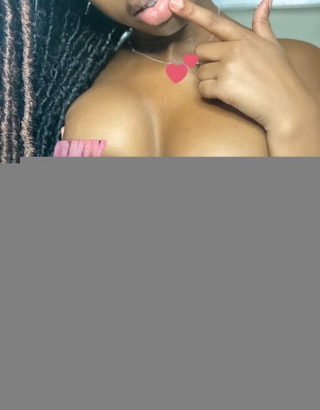 ebonysimz2 onlyfans naked leaks