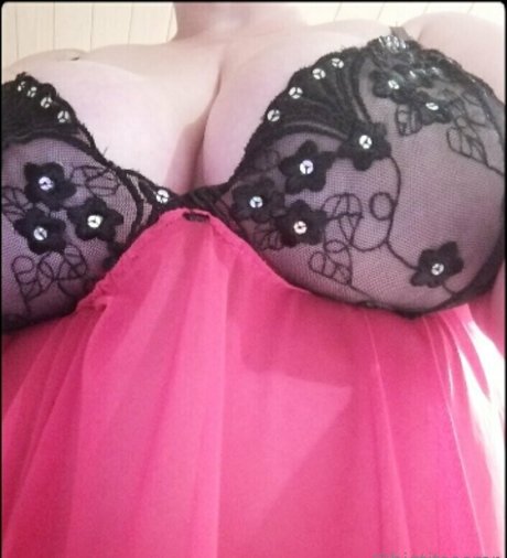 bigtitsasmr onlyfans naked porn