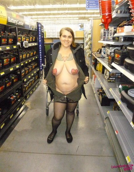 Celeste Woodrow onlyfans leak free