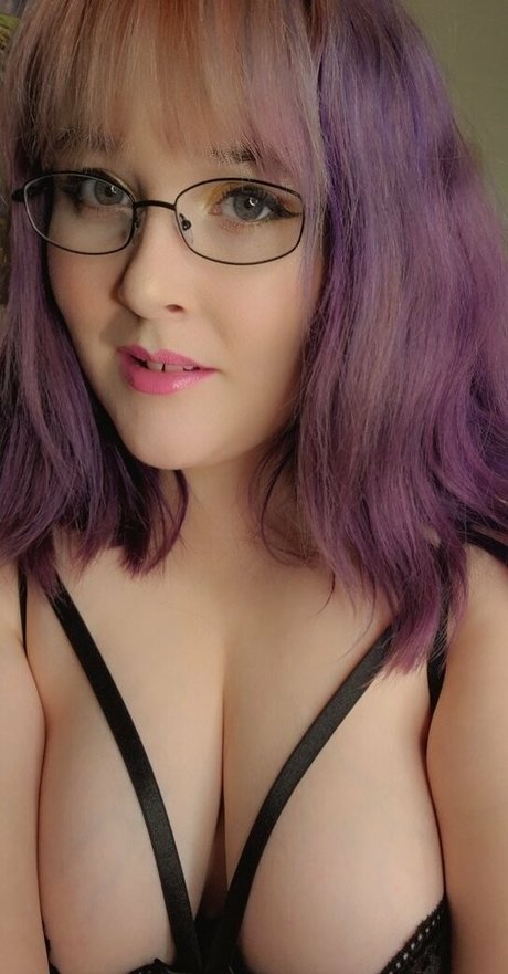 unklothed Profile pic