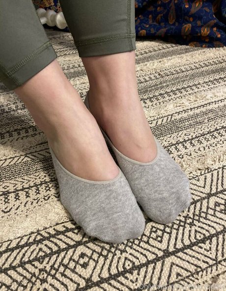 kayla footsie only fans pic