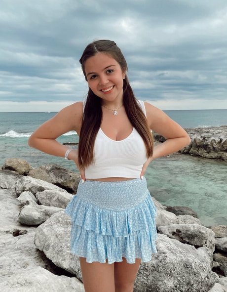 Kaylee S nude leaked onlyfans