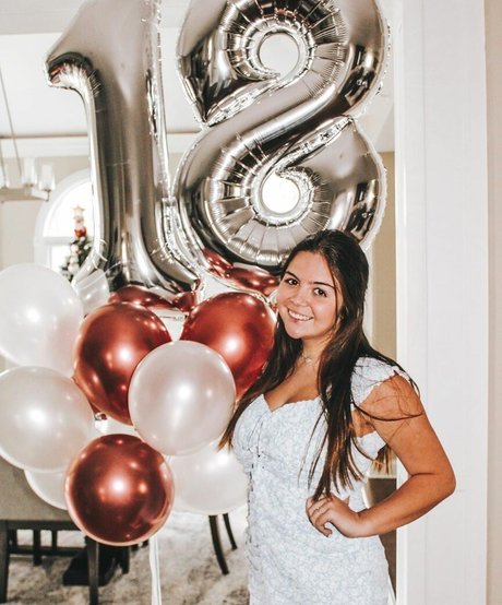 Kaylee S onlyfans model photos