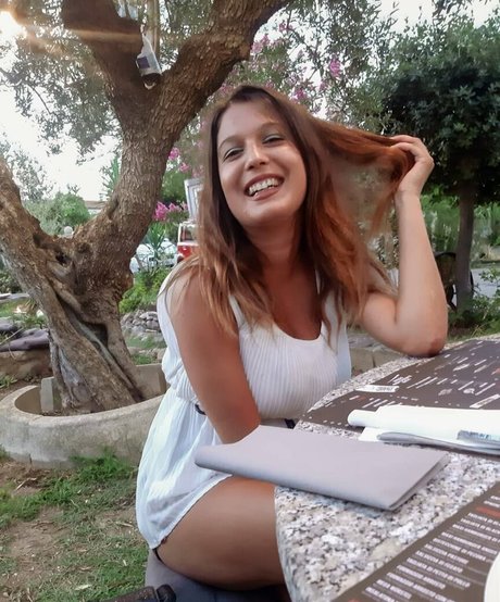 ileniatenaa Profile pic