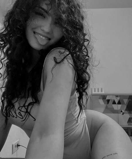 mikitty y nudes only fans