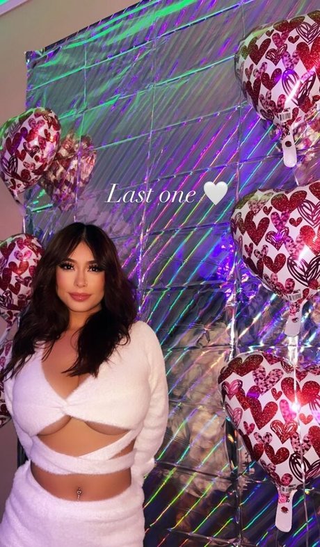 Thestarvasquez onlyfans naked