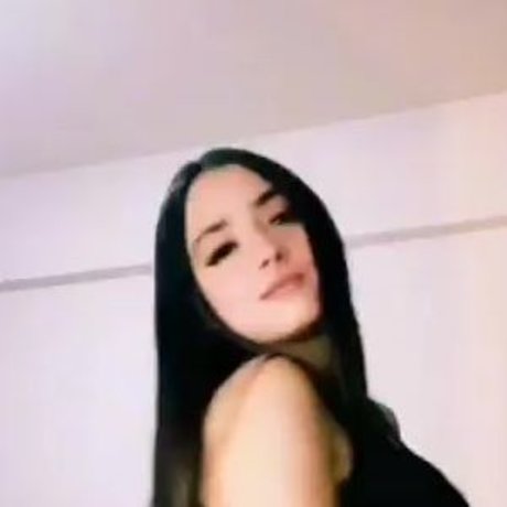 Brenda Bedolla nude onlyfans pics