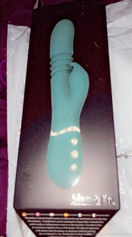 anonymousmariie onlyfans naked