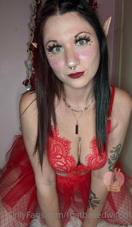 thatbakedwitcch onlyfans leaked naked