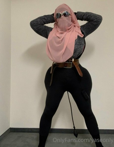 yaseonly onlyfans nude tits