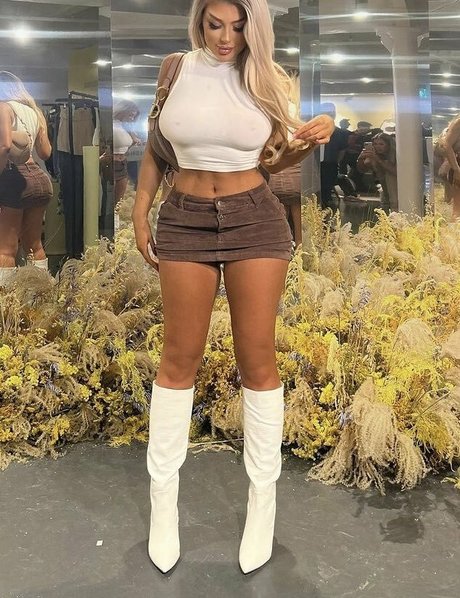 Eve Gale onlyfans leaked pictures