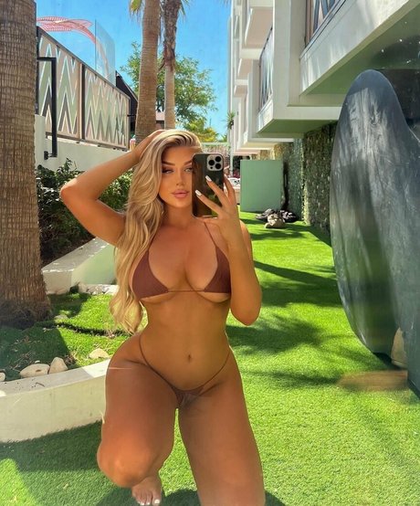 brazilian ass onlyfans naked portrait