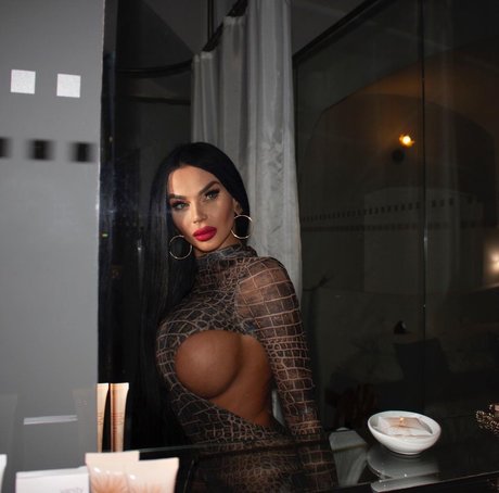 Adriane Linn only fans leaks