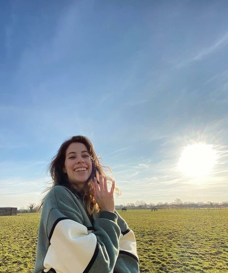 Anah Elisa onlyfans nude