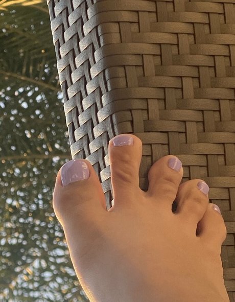 jewelsval is on onlyfans