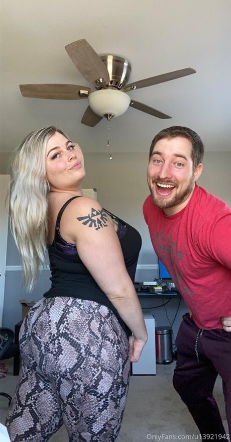 Comewatchkitty nudes onlyfans leak