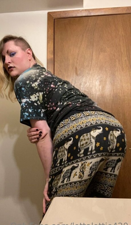 lottalottie420 onlyfans leaked free