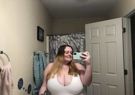 bbwcherrybomb onlyfans x