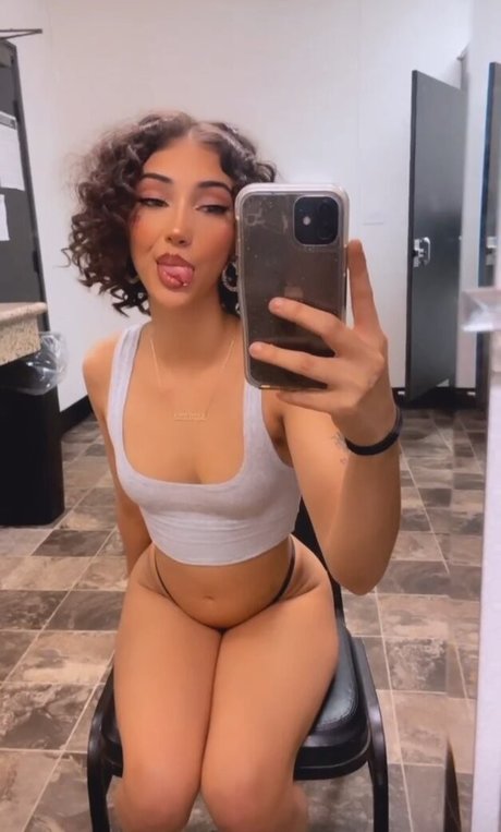 alicia bandzzz leaked onlyfans sextape