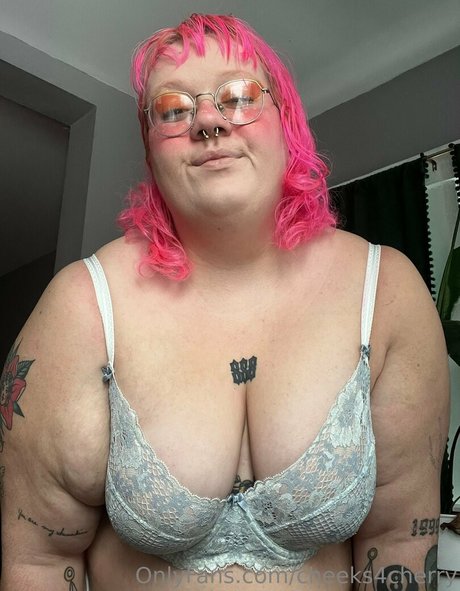 cheeks4cherry onlyfans xxx