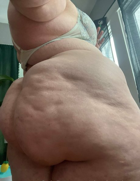 cheeks4cherry onlyfans naked