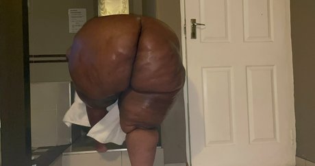 Kandi Pear onlyfans sex tape