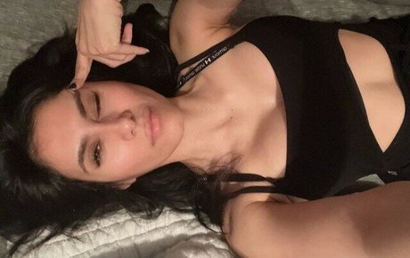 Cristina Vee sexy onlyfans