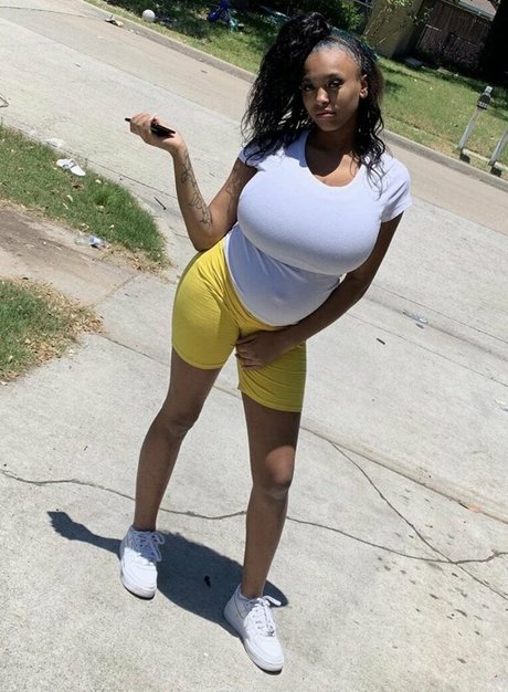 Nene Balenciaga leaked only fans