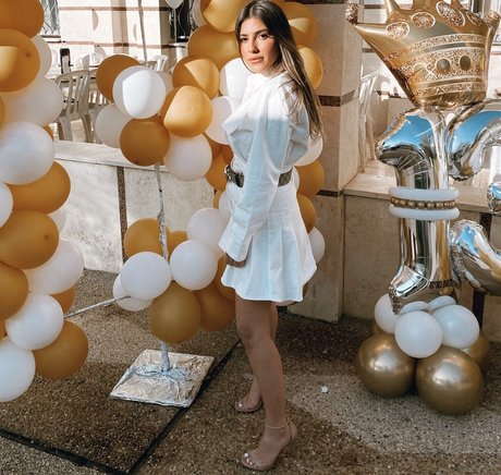 Meshi Malka nsfw onlyfans