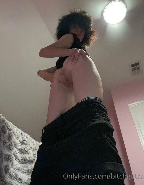 bitchgutzz only fans leaked