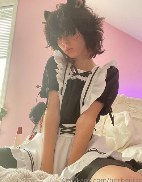bitchgutzz xxx only fans