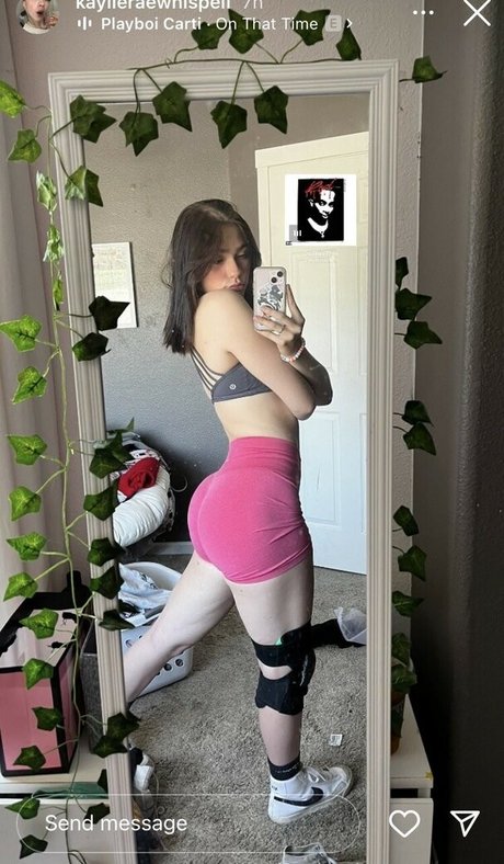 kayliewhispell onlyfans content