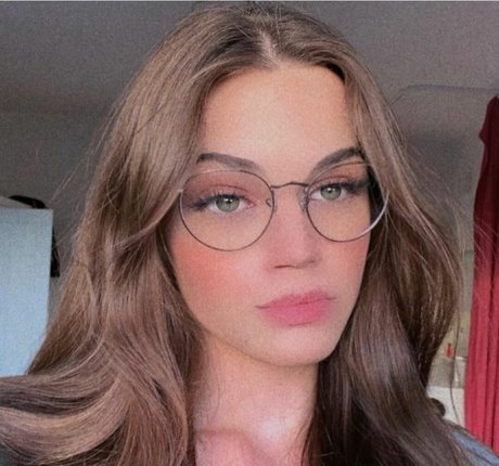 Xenia Harsen only fans.