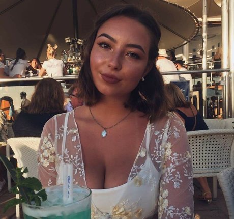 Lydia H nude onlyfans leaked