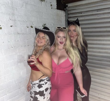 Hollie H porn onlyfans