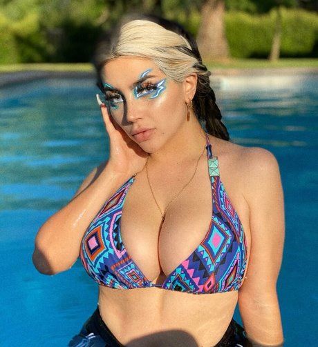 Vai Monroe onlyfans pics nude