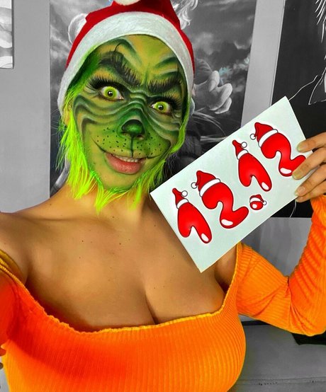 Vai Monroe nude onlyfans leaks