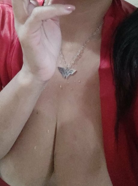 meninaveneno75 onlyfans naked leak