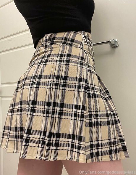 goddesslaylaaa onlyfans leaked photos