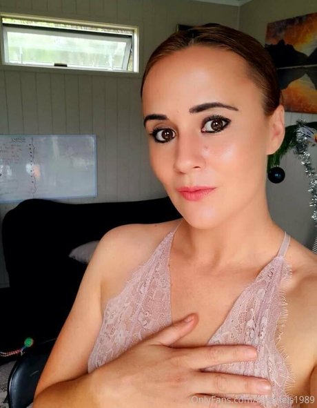 cjdaniels1989 onlyfans leaked tits