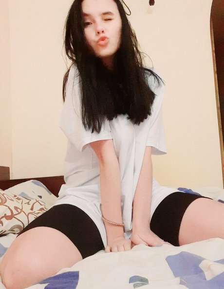 bella ruiz nude leaks onlyfans