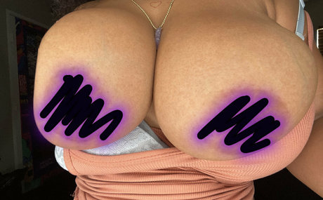 jjuicyjaz naked onlyfans