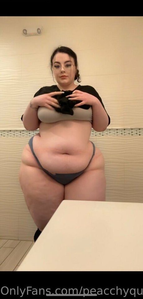 peacchyqueenn porn leaked onlyfans