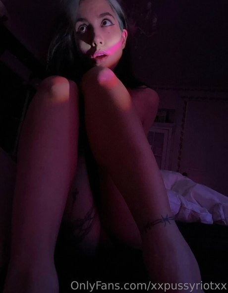 Nadya Tolokonnikova onlyfans naked leak