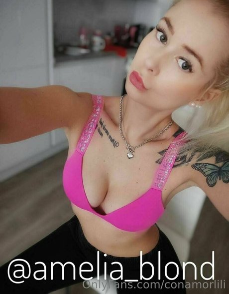 conamorlili onlyfans photos