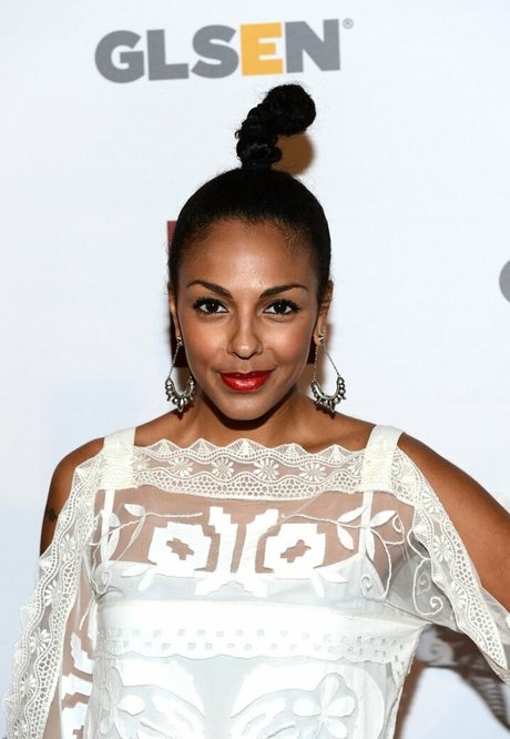 Marsha Thomason onlyfans striptease