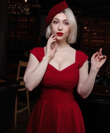 Kitty Orlova naked onlyfans leaked